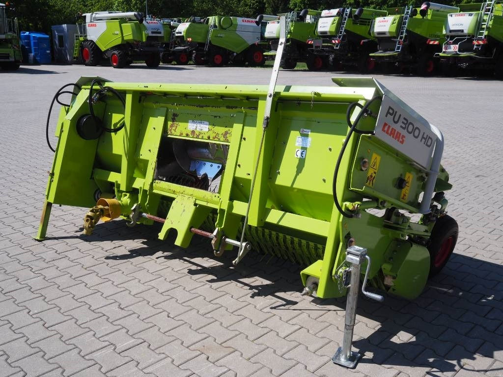 Claas PICK UP 300 HD - Forage harvester: picture 5 Claas PICK UP 300 HD - Forage harvester: picture 5