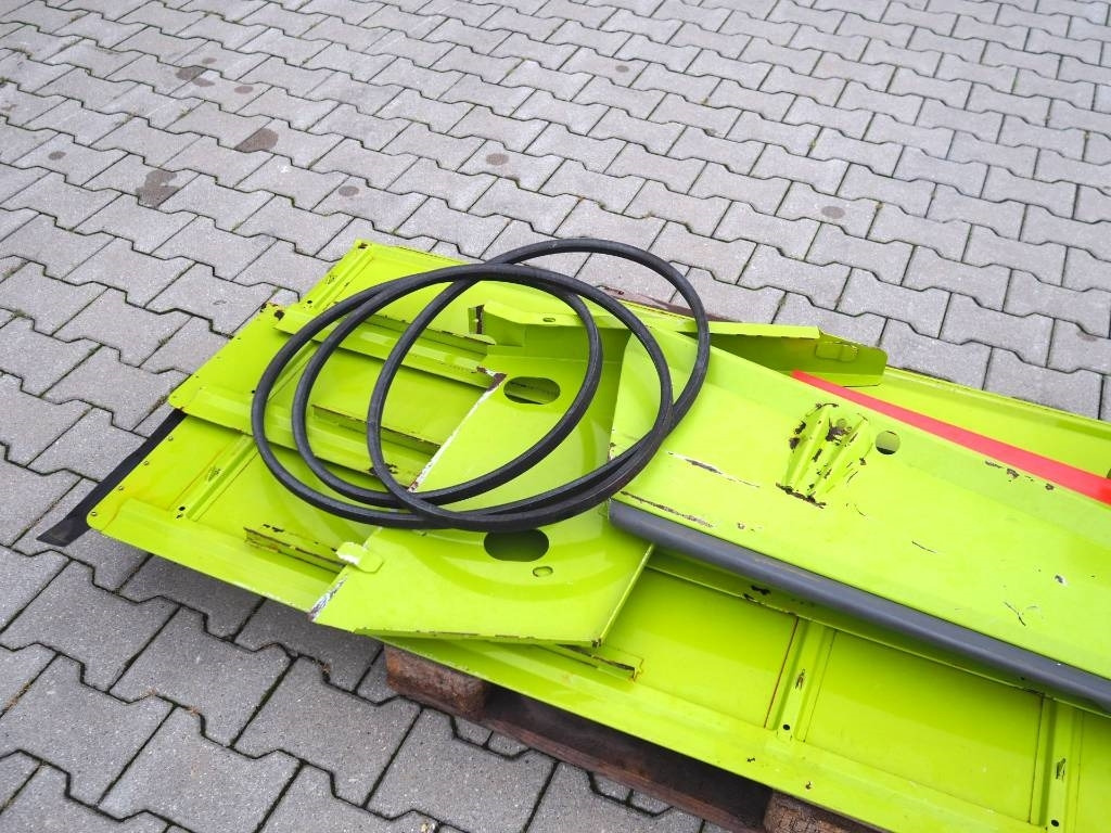 Claas Vario 660 - rapeseed kit - Harvester attachment: picture 2 Claas Vario 660 - rapeseed kit - Harvester attachment: picture 2