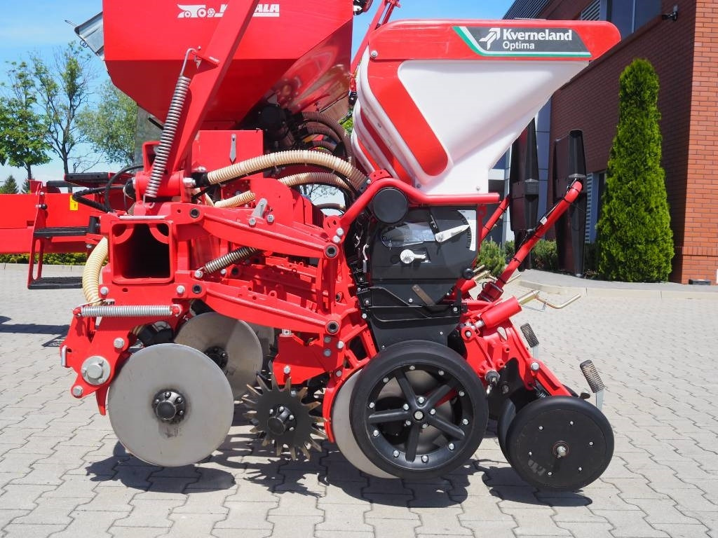 Precision sowing machine Kverneland Optima TFprofi e-drive II: picture 9 Precision sowing machine Kverneland Optima TFprofi e-drive II: picture 9