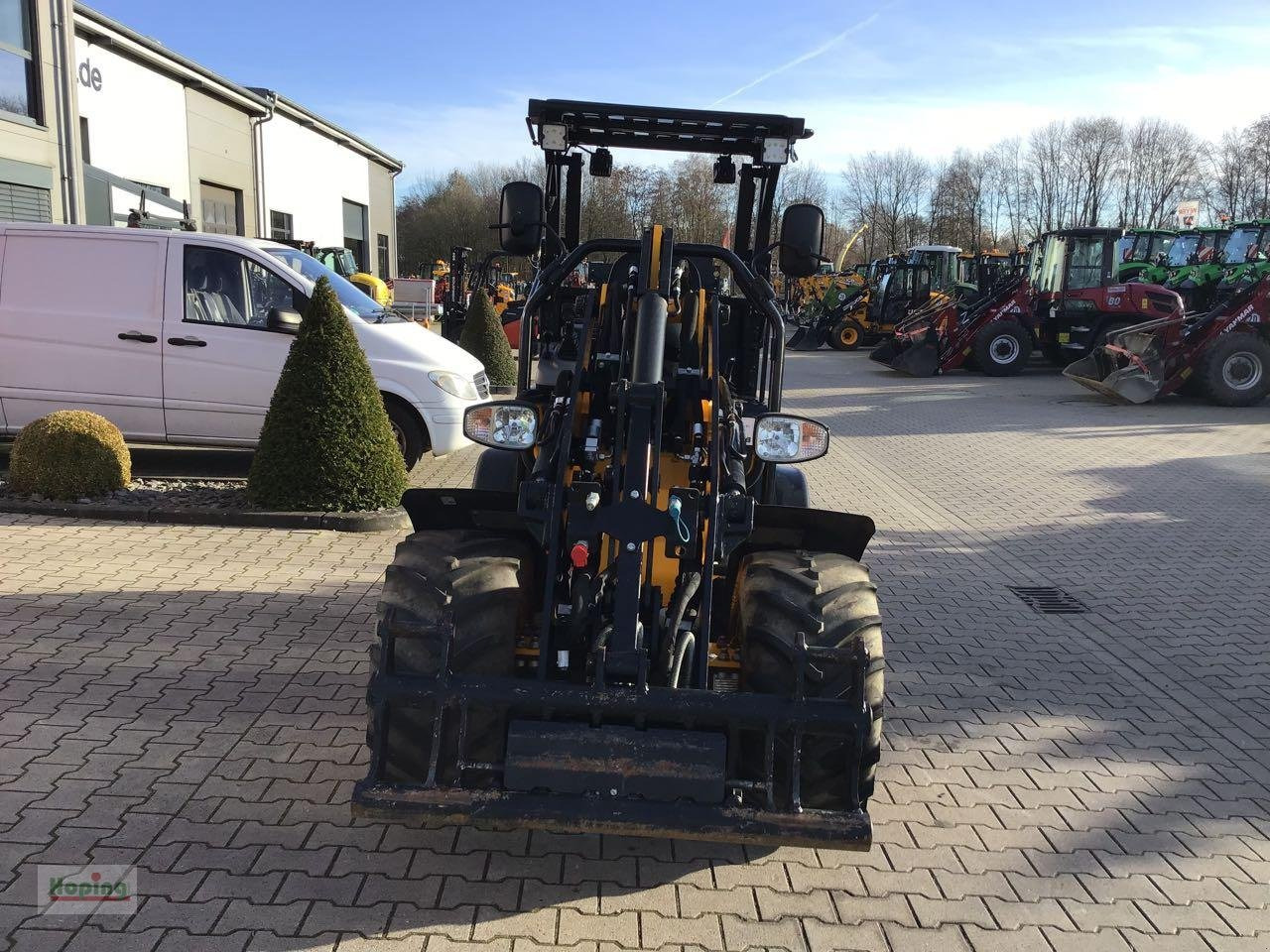 JCB 403 (Klappdach/Plus) - Compact loader: picture 2 JCB 403 (Klappdach/Plus) - Compact loader: picture 2