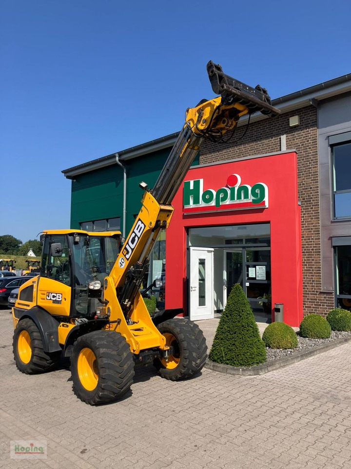 Wheel loader JCB TM 220: picture 11 Wheel loader JCB TM 220: picture 11