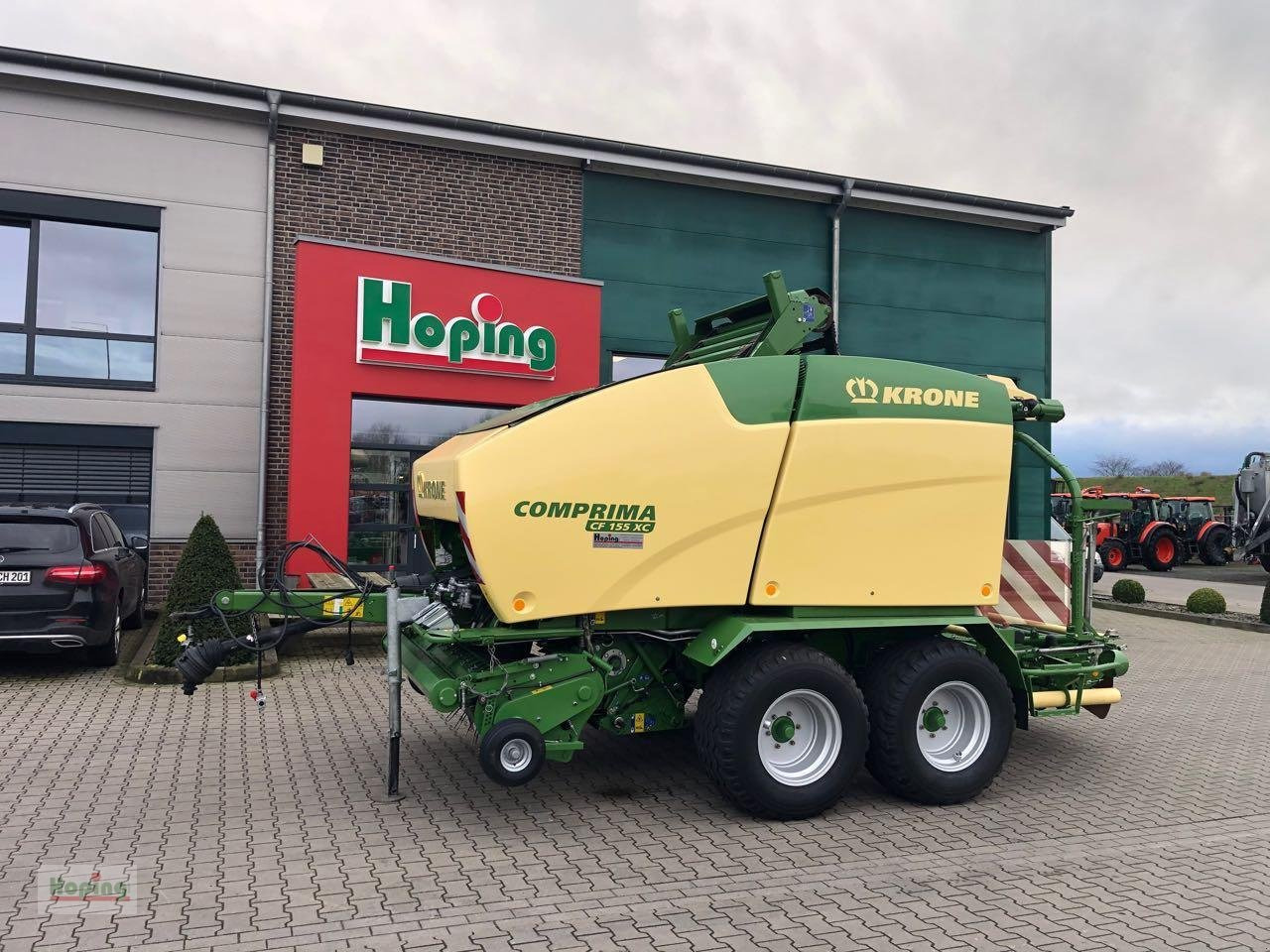 Krone Comprima CF 155 XC - Round baler: picture 1 Krone Comprima CF 155 XC - Round baler: picture 1