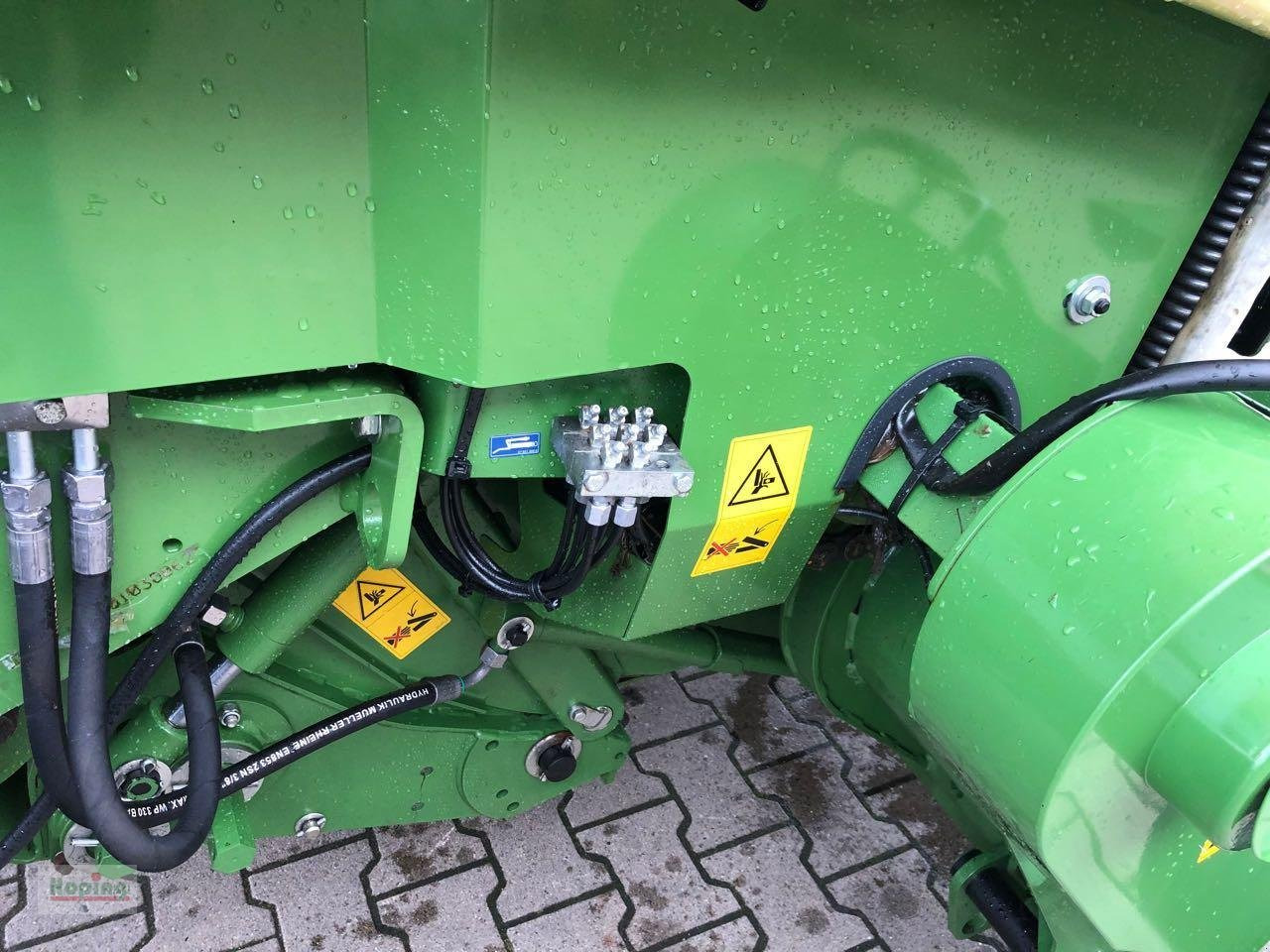 Krone Comprima V 150 XC - Round baler: picture 4 Krone Comprima V 150 XC - Round baler: picture 4