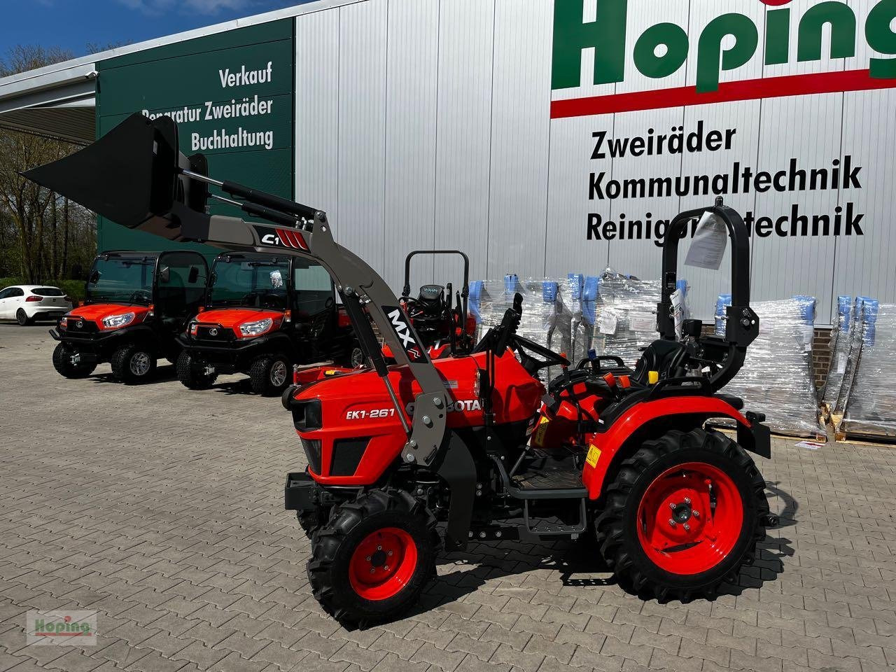 Kubota EK1-261 - Municipal tractor: picture 2 Kubota EK1-261 - Municipal tractor: picture 2
