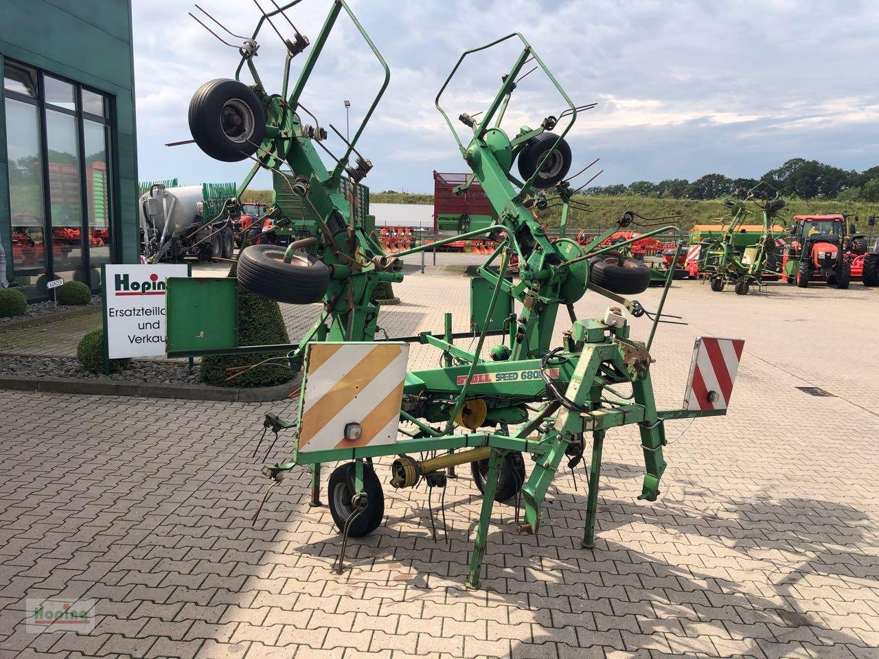 Stoll Speed 680 Hydro - Tedder/ Rake: picture 3 Stoll Speed 680 Hydro - Tedder/ Rake: picture 3