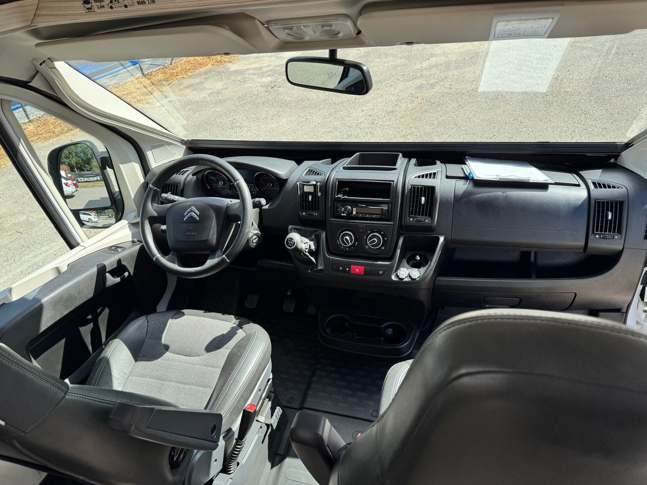 Leasing of ADRIA Twin 600 SP ADRIA Twin 600 SP: picture 10