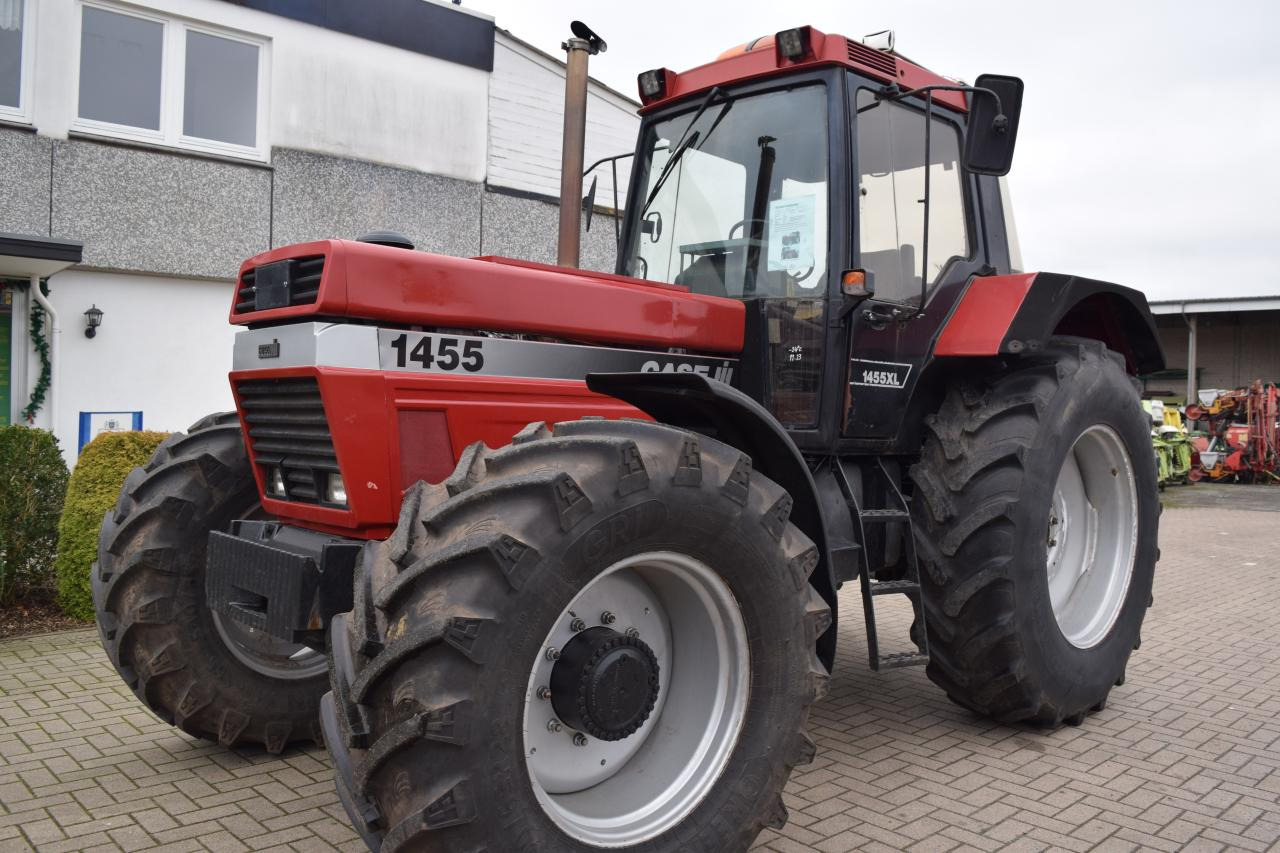 Case-IH 1455 XL A - Farm tractor: picture 4 Case-IH 1455 XL A - Farm tractor: picture 4