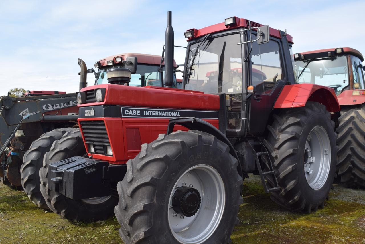 Case-IH 1455 XLA - Farm tractor: picture 2 Case-IH 1455 XLA - Farm tractor: picture 2