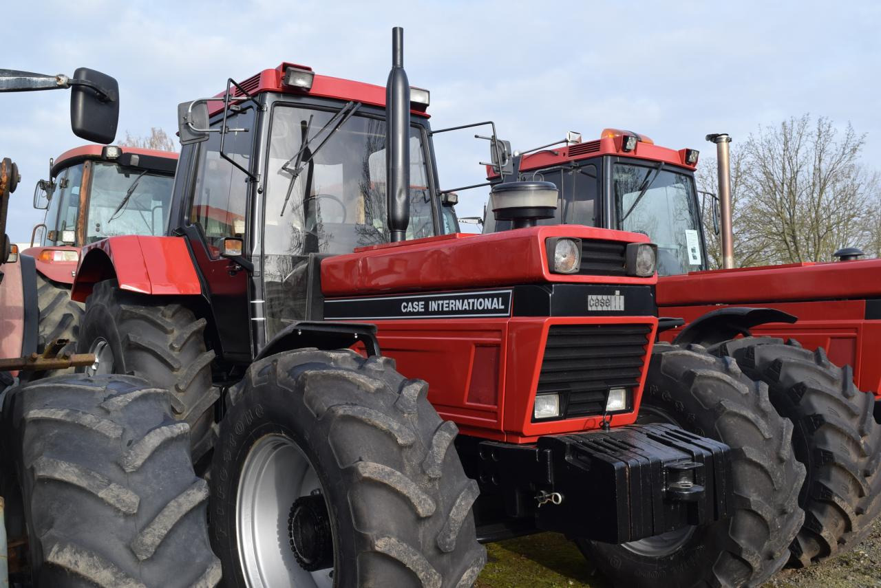 Case-IH 1455 XLA - Farm tractor: picture 3 Case-IH 1455 XLA - Farm tractor: picture 3