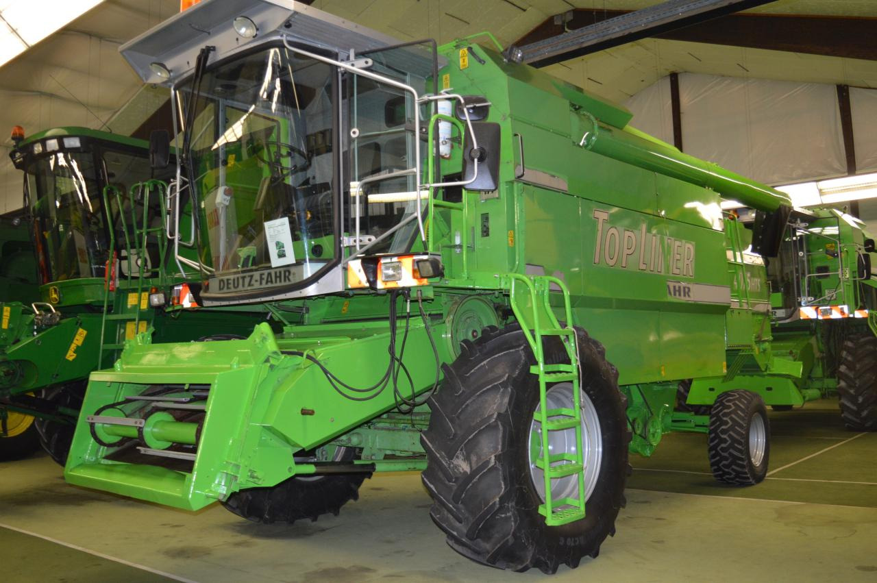 Deutz-Fahr 4075 HTS TopL. - Combine harvester: picture 1 Deutz-Fahr 4075 HTS TopL. - Combine harvester: picture 1