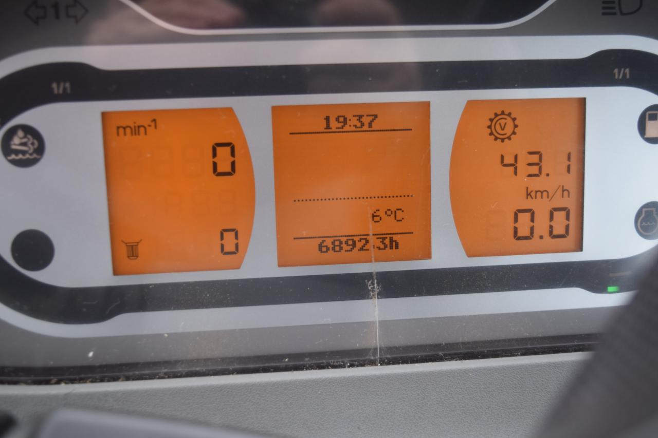 Farm tractor Fendt 312 Vario: picture 12 Farm tractor Fendt 312 Vario: picture 12