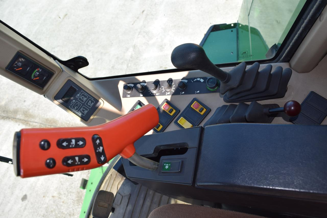 Combine harvester John Deere 2064: picture 10