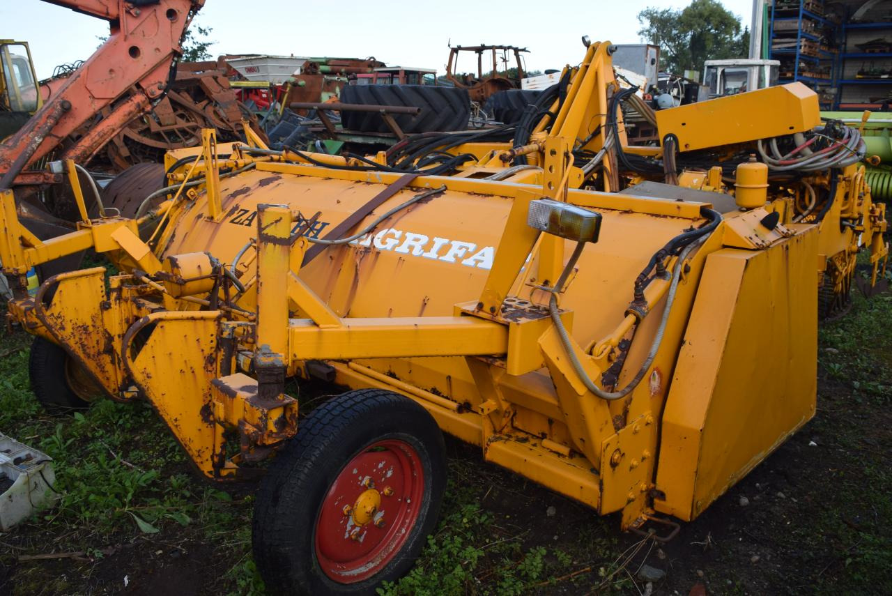 Kleine K6 - Erntevorsatz Rübenroder - Beet harvester: picture 1 Kleine K6 - Erntevorsatz Rübenroder - Beet harvester: picture 1