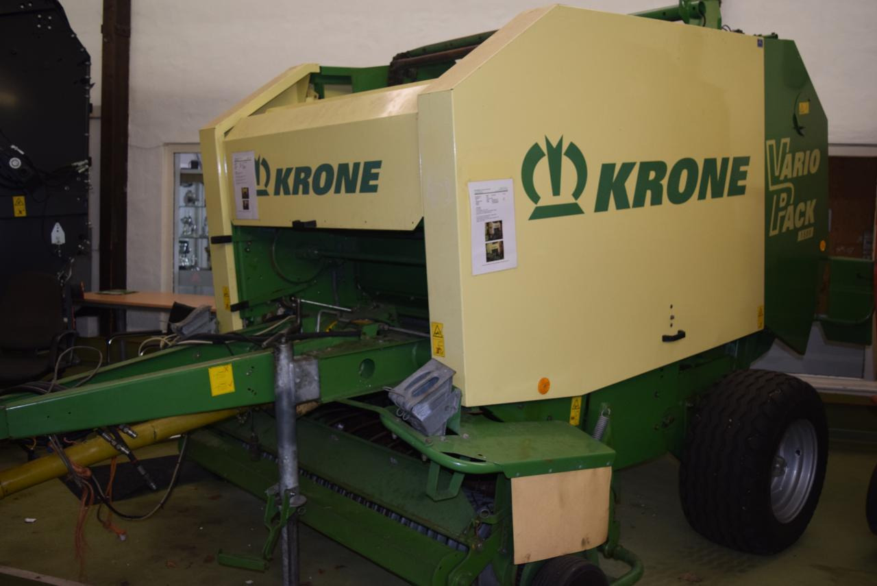Krone Vario Pack 1500 - Round baler: picture 1 Krone Vario Pack 1500 - Round baler: picture 1