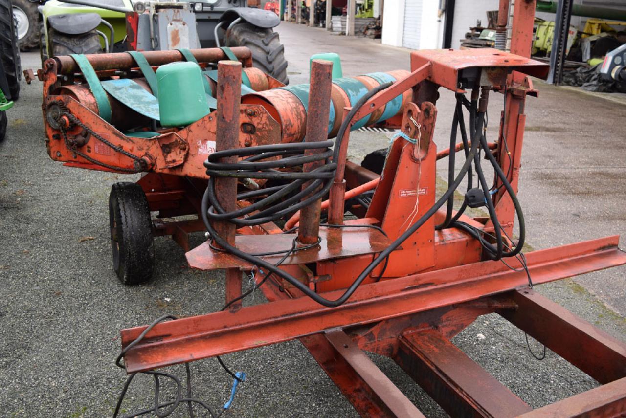 Kverneland UN7558 - Round baler: picture 3 Kverneland UN7558 - Round baler: picture 3