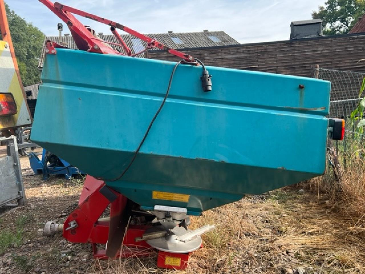 Sulky Burel DPX 2004 - Fertilizer spreader: picture 2 Sulky Burel DPX 2004 - Fertilizer spreader: picture 2