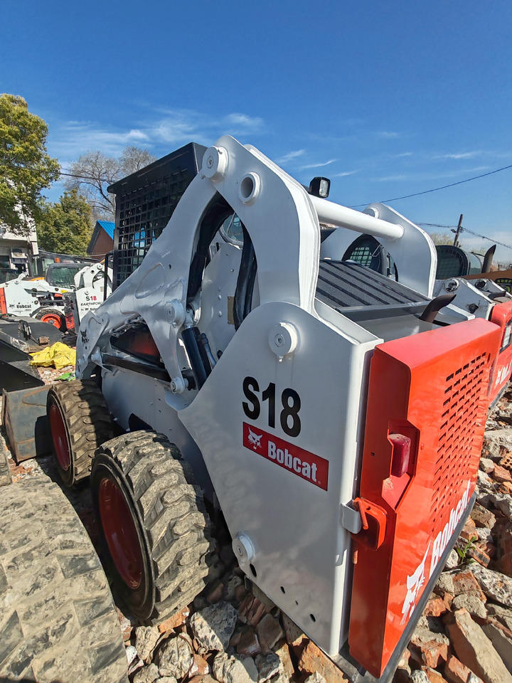 BOBCAT S18 - Skid steer loader: picture 4 BOBCAT S18 - Skid steer loader: picture 4