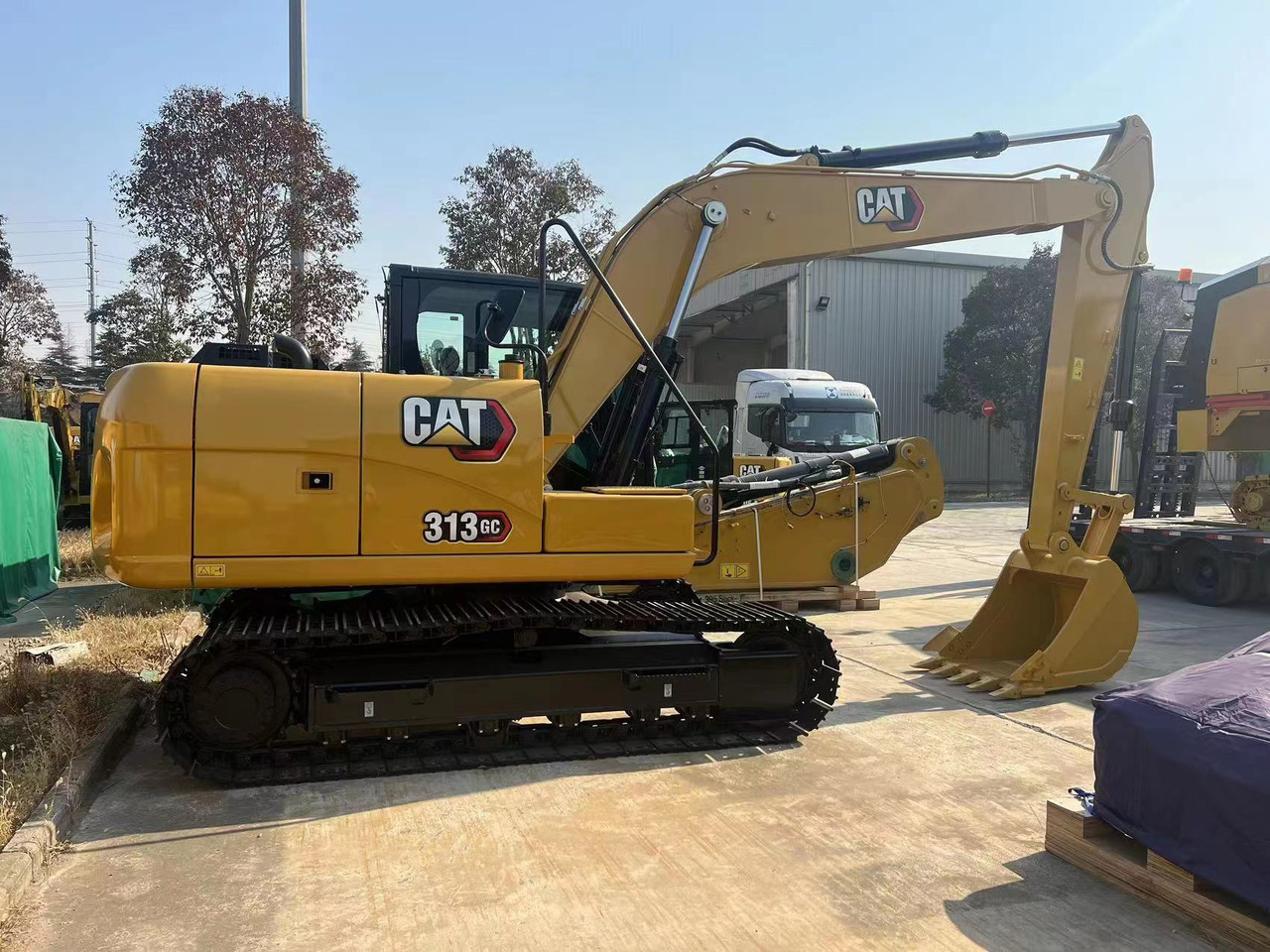 CATERPILLAR 313GC - Crawler excavator: picture 2 CATERPILLAR 313GC - Crawler excavator: picture 2