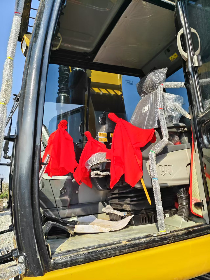 Demolition excavator CATERPILLAR 326D2L: picture 8