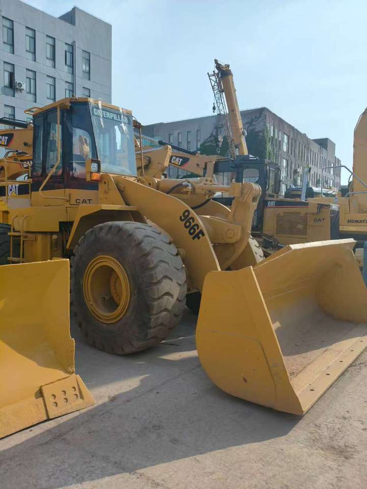 CATERPILLAR 966F - Wheel loader: picture 5 CATERPILLAR 966F - Wheel loader: picture 5