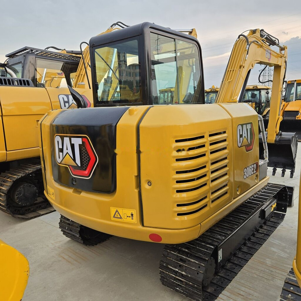 Caterpillar 306E2 - Mini excavator: picture 3 Caterpillar 306E2 - Mini excavator: picture 3