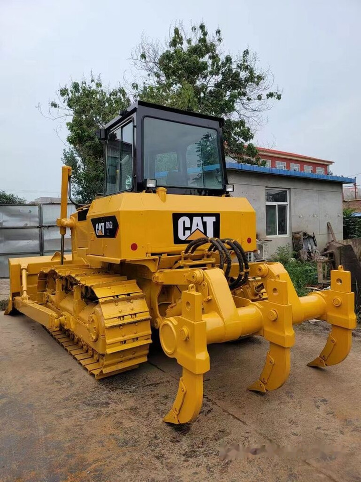 Caterpillar D6G - Bulldozer: picture 1 Caterpillar D6G - Bulldozer: picture 1