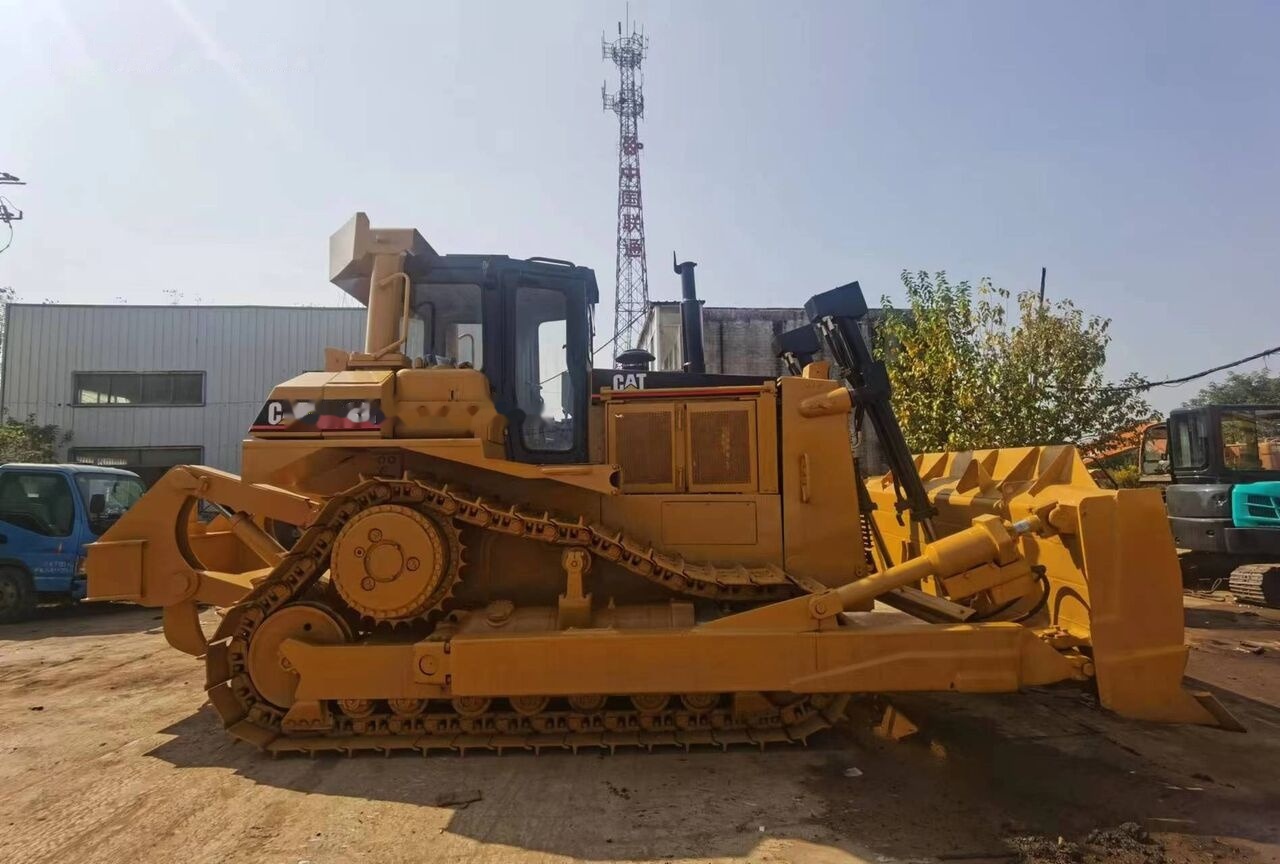 Caterpillar D8R - Bulldozer: picture 1 Caterpillar D8R - Bulldozer: picture 1