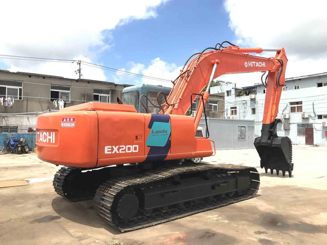Hitachi EX200 - Crawler excavator: picture 4 Hitachi EX200 - Crawler excavator: picture 4