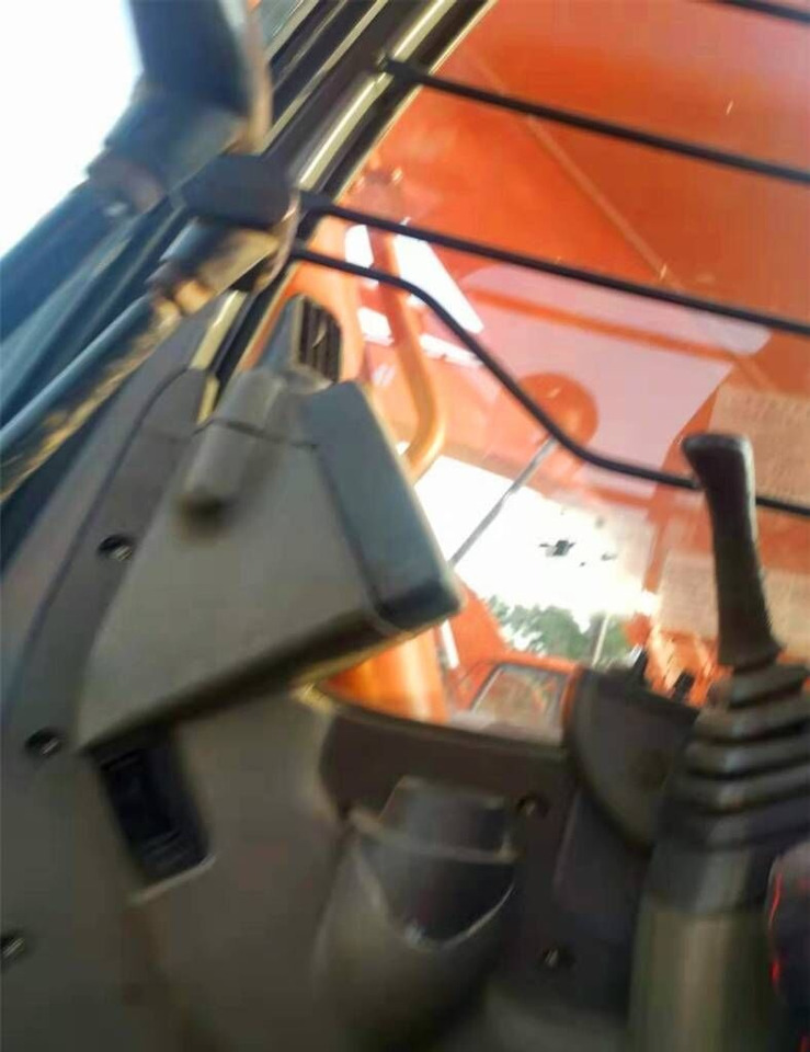 Hitachi ZX350HG - Crawler excavator: picture 4 Hitachi ZX350HG - Crawler excavator: picture 4