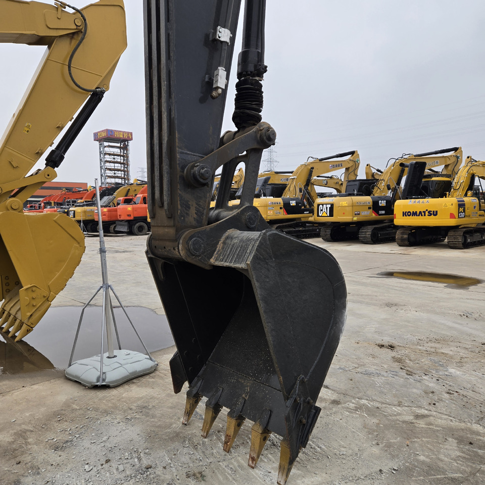 Leasing of Hyundai R220LC-9S Hyundai R220LC-9S: picture 7