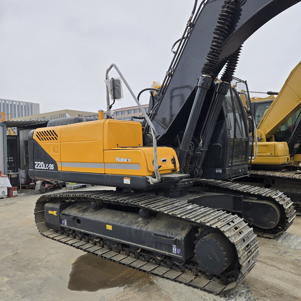 Leasing of Hyundai R220LC-9S Hyundai R220LC-9S: picture 6
