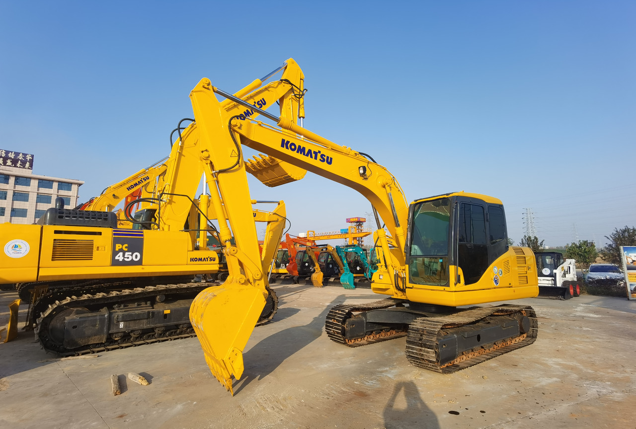 KOMATSU PC130-7 - Mini excavator: picture 3 KOMATSU PC130-7 - Mini excavator: picture 3