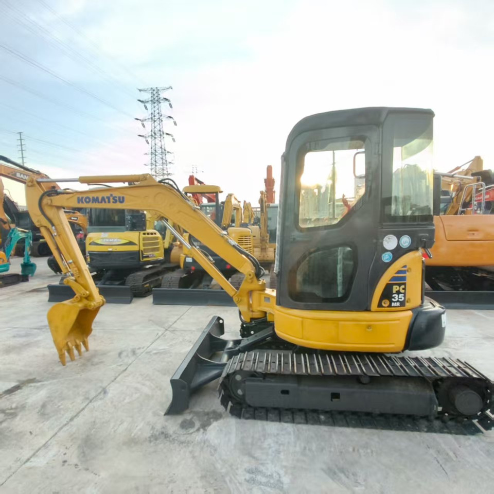 Mini excavator KOMATSU PC35MR: picture 7