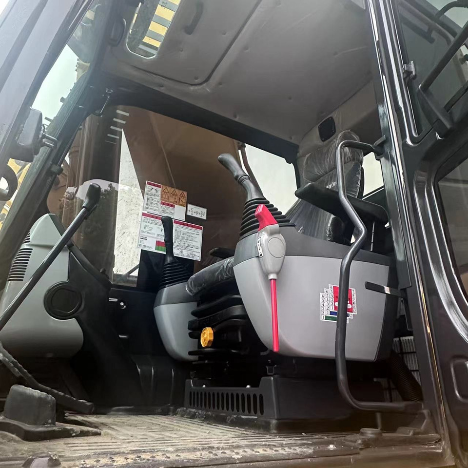 Crawler excavator KOMATSU PC400-8: picture 7