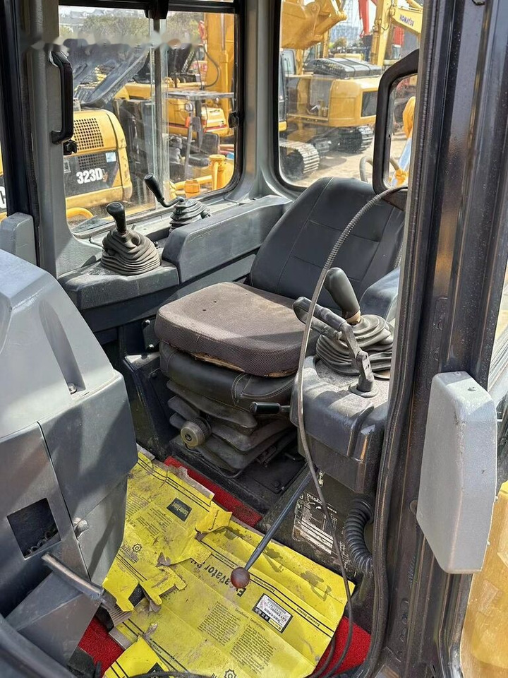 Bulldozer Komatsu D155A-5: picture 6