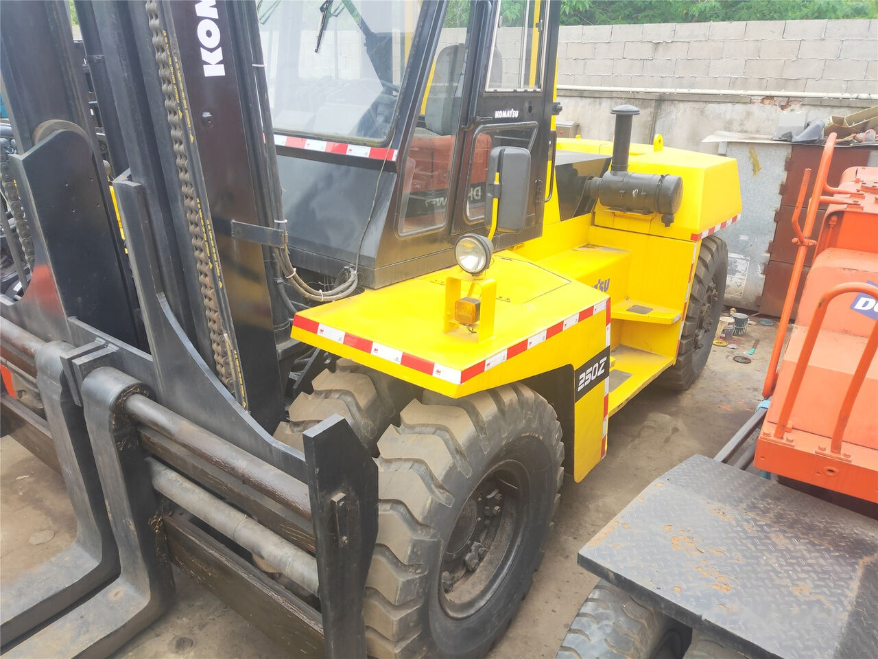 Komatsu FD250 - Diesel forklift: picture 5 Komatsu FD250 - Diesel forklift: picture 5