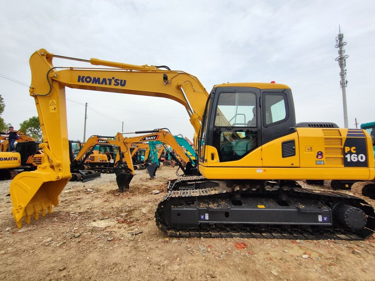Komatsu PC160LC-7 - Crawler excavator: picture 1 Komatsu PC160LC-7 - Crawler excavator: picture 1