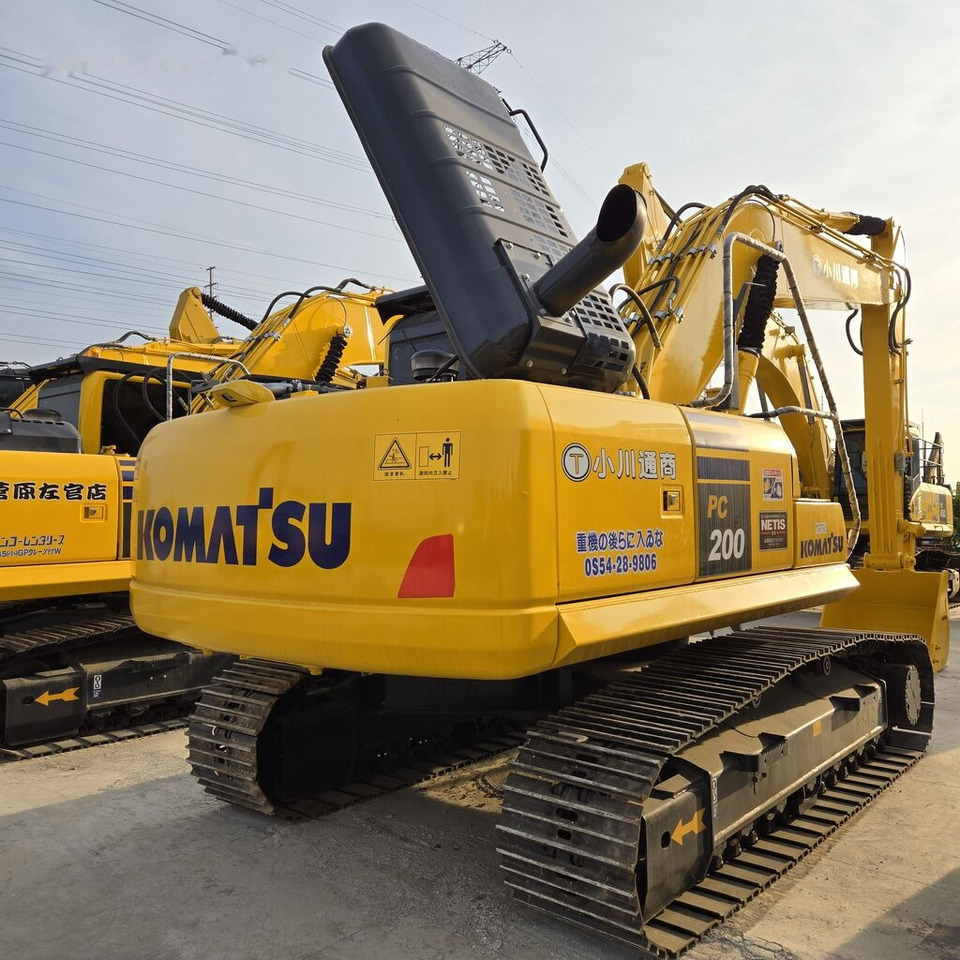 Crawler excavator Komatsu PC200-8: picture 7
