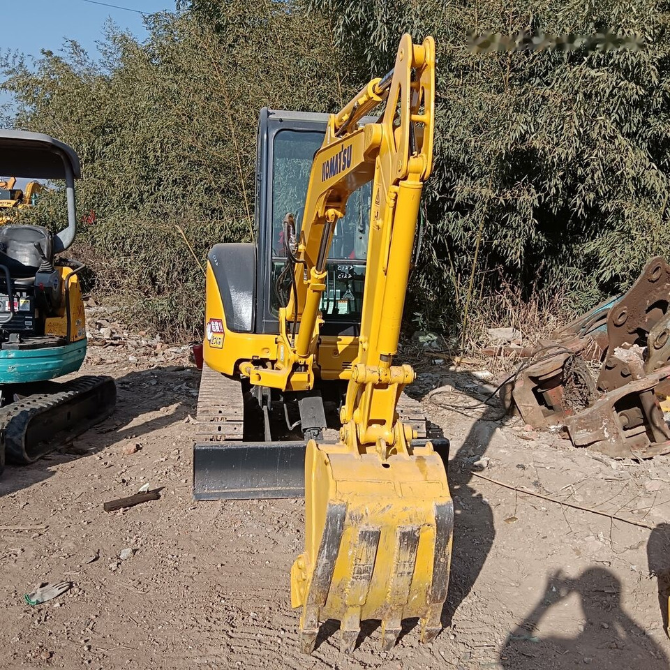 Komatsu PC30MR - Mini excavator: picture 4 Komatsu PC30MR - Mini excavator: picture 4