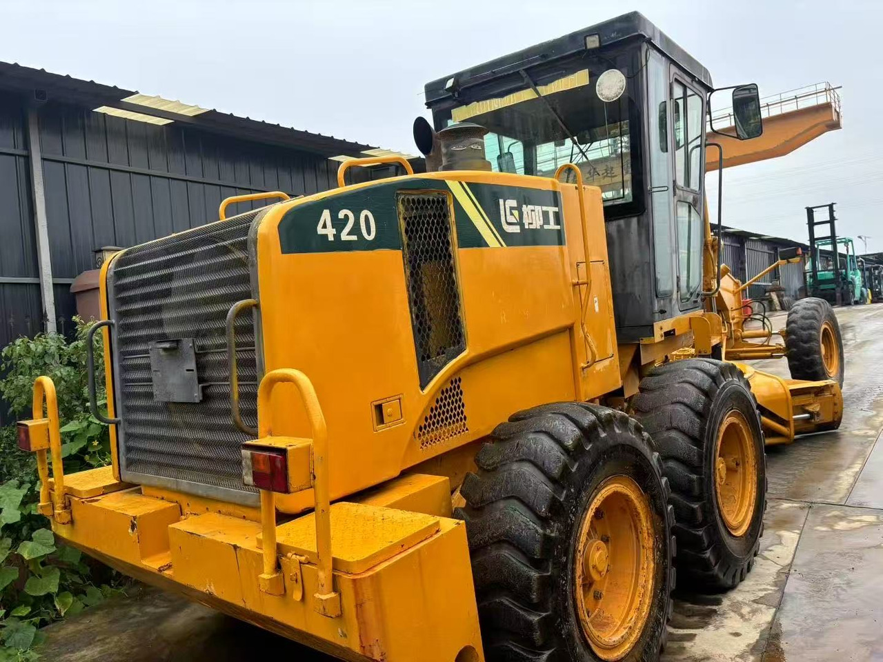 LIUGONG 420 - Grader: picture 5 LIUGONG 420 - Grader: picture 5