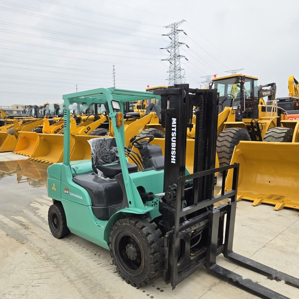 Mitsubishi FD30 - Diesel forklift: picture 4 Mitsubishi FD30 - Diesel forklift: picture 4