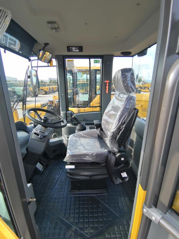 SDLG L956F - Wheel excavator: picture 5 SDLG L956F - Wheel excavator: picture 5