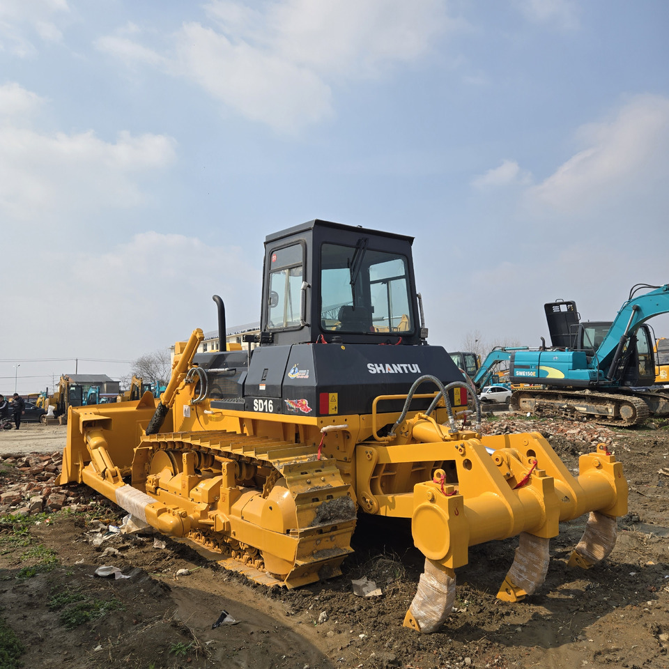 SHANTUI SD16 - Bulldozer: picture 1 SHANTUI SD16 - Bulldozer: picture 1