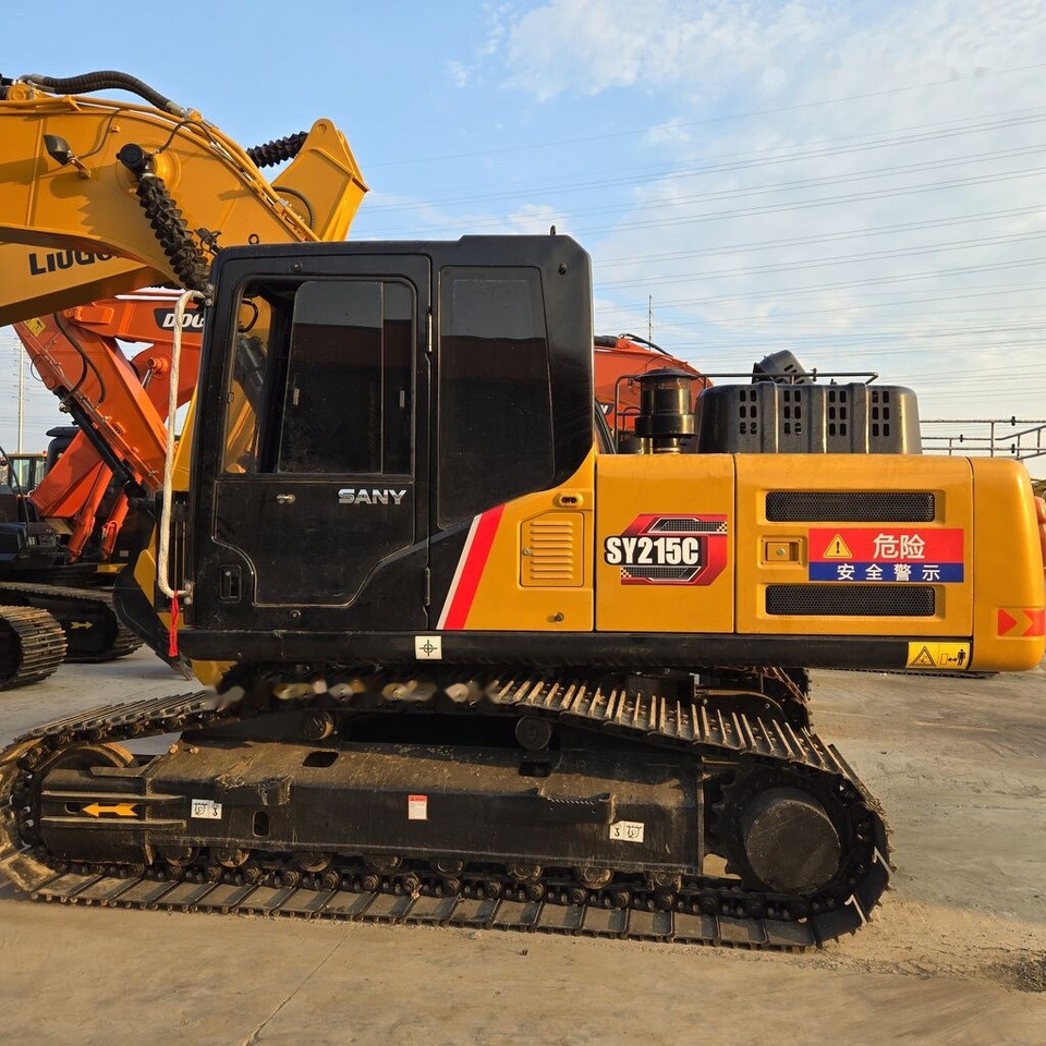 Sany SY215C - Crawler excavator: picture 4 Sany SY215C - Crawler excavator: picture 4