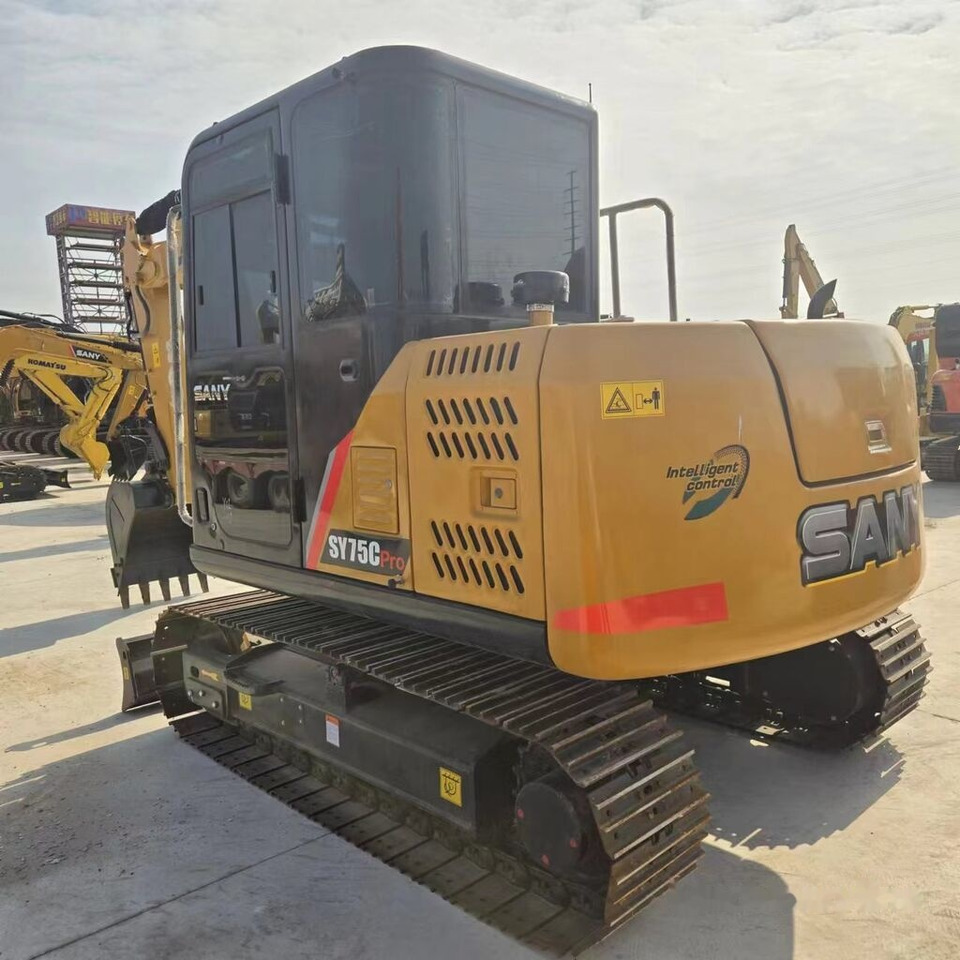 Sany SY75C - Crawler excavator: picture 3 Sany SY75C - Crawler excavator: picture 3