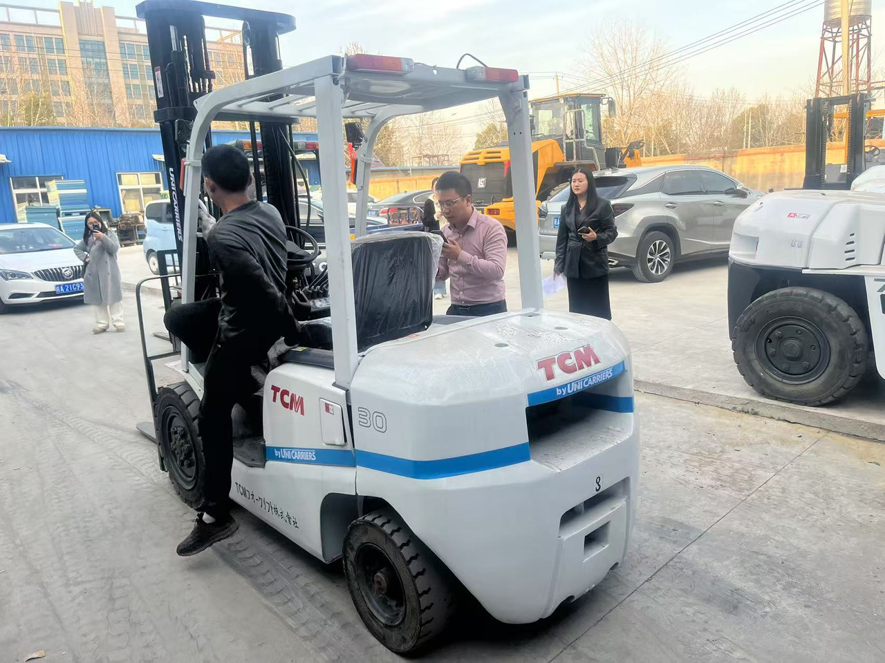 TCM FD30 - Diesel forklift: picture 2 TCM FD30 - Diesel forklift: picture 2