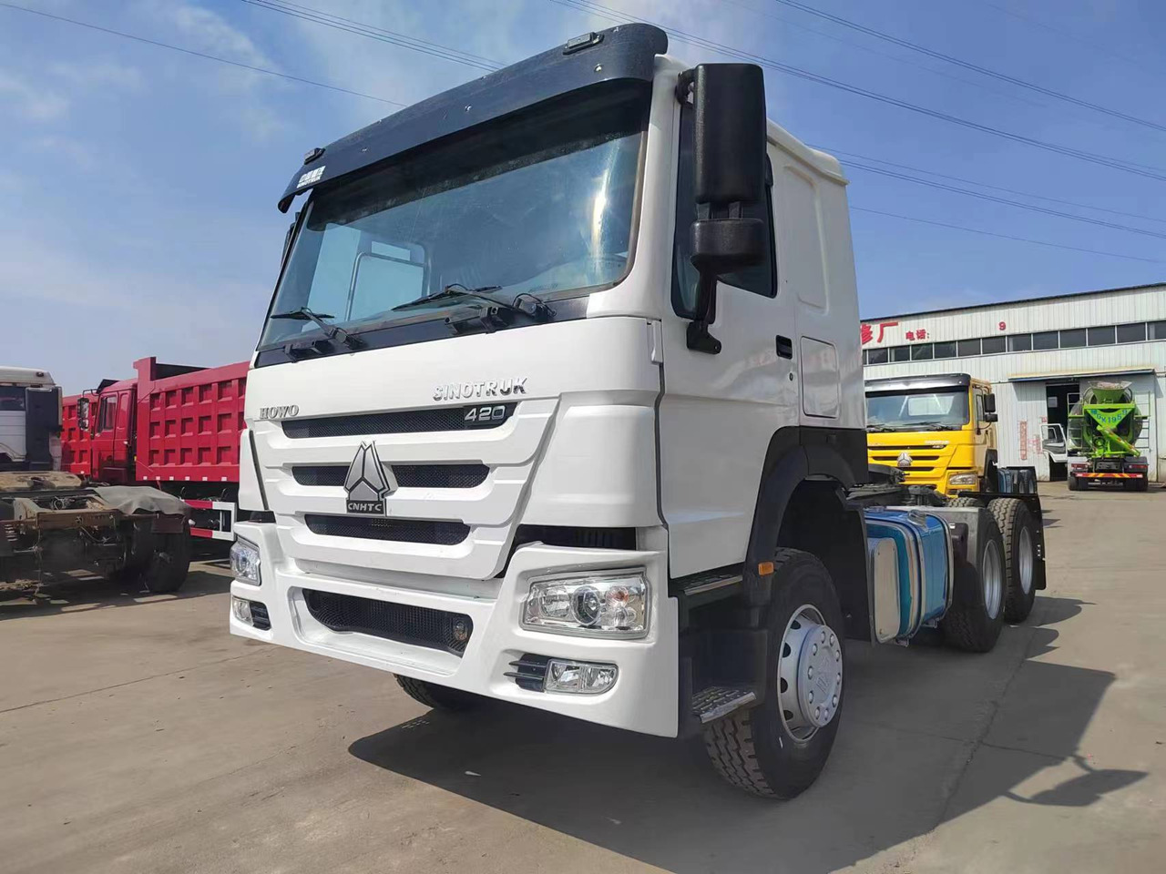 SINOTRUK HOWO trailer head - Tractor unit: picture 3 SINOTRUK HOWO trailer head - Tractor unit: picture 3