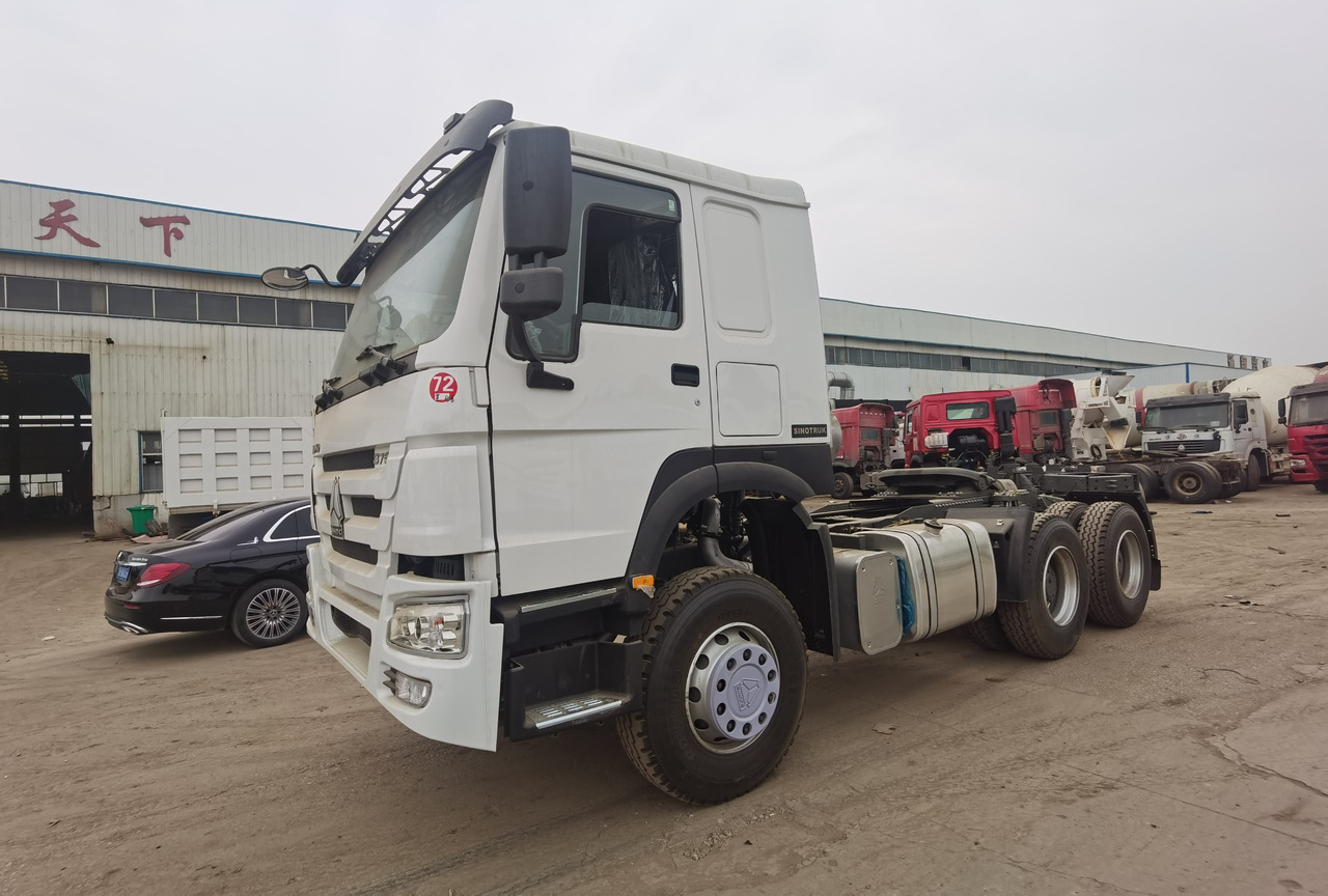 Tractor unit SINOTRUK Howo trailer head: picture 6 Tractor unit SINOTRUK Howo trailer head: picture 6