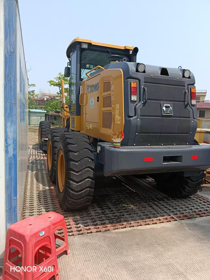 XCMG GR1653 - Grader: picture 4 XCMG GR1653 - Grader: picture 4