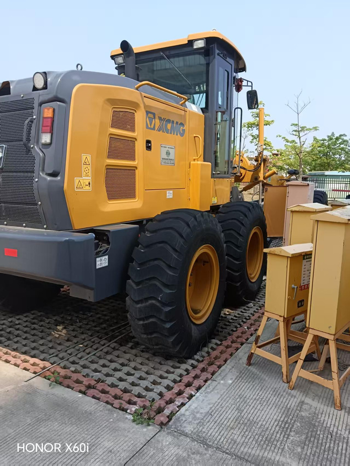 XCMG GR1653 - Grader: picture 5 XCMG GR1653 - Grader: picture 5